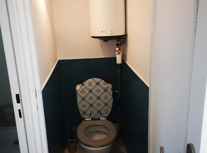 Maisonnette 4 Pers Rez De Jardin Avec Terrasse * Agde